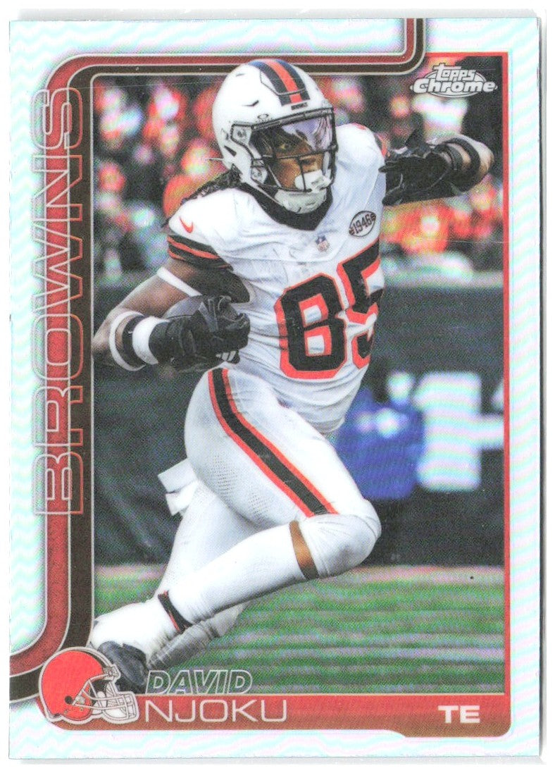 David Njoku Topps Chrome - Prism Refractor 69 2025 Cleveland Browns