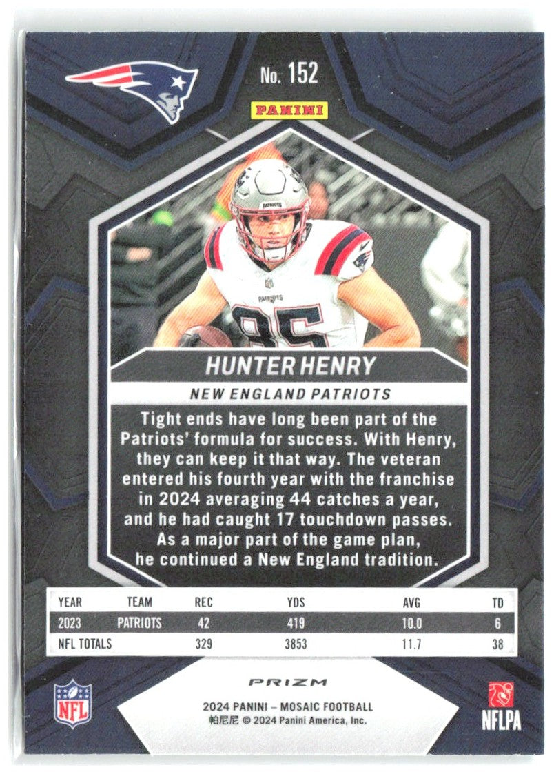 Hunter Henry Panini Mosaic - Mosaic Green 152 2024 New England Patriots