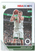 Brook Lopez Hoops Premium Stock - Prizms Silver 106 2019-20 Milwaukee Bucks